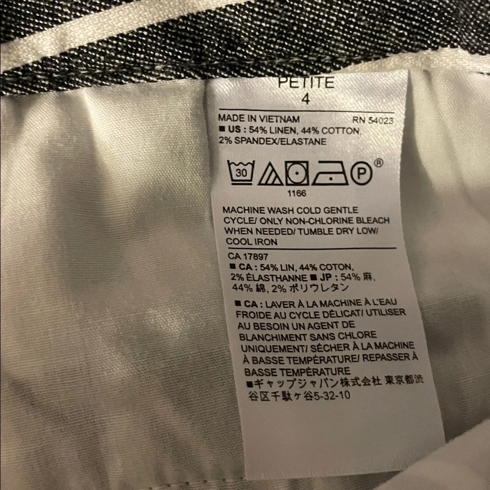Y5- Linen 4 petite 4P Black & White Vertical Stripe Dress Pants